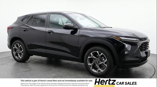 Mosaic Black Metallic 2025 Chevrolet Trax LT