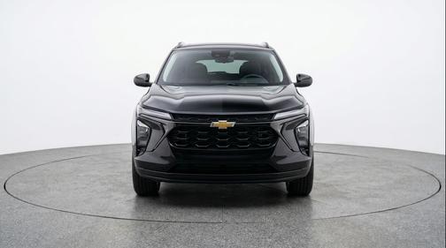 Mosaic Black Metallic 2025 Chevrolet Trax LT