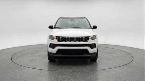 Bright White Clearcoat 2025 Jeep Compass Limited