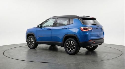 Hydro Blue Pearlcoat 2025 Jeep Compass Trailhawk