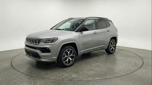 Silver Zynith Metallic Clearcoat 2025 Jeep Compass Limited