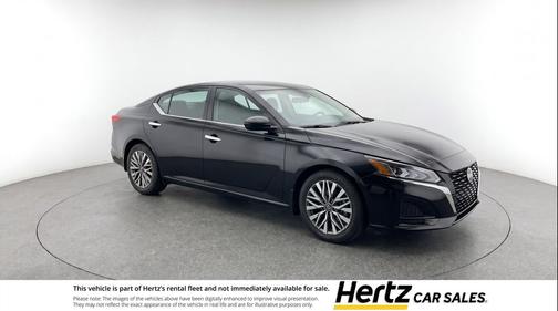 Super Black 2025 Nissan Altima SV FWD