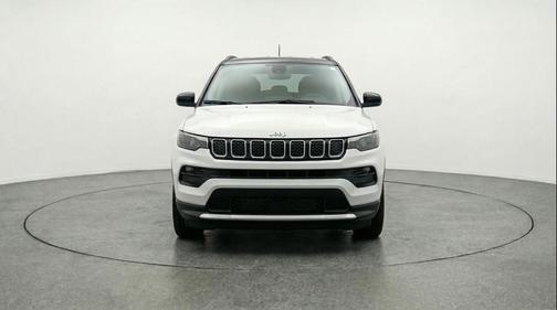 Bright White Clearcoat 2025 Jeep Compass Limited