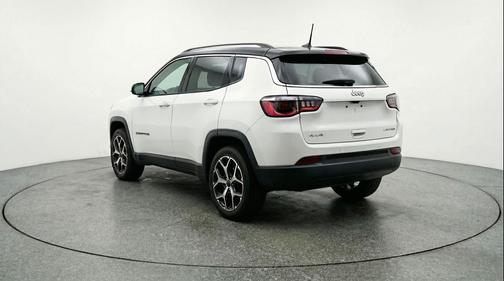 Bright White Clearcoat 2025 Jeep Compass Limited