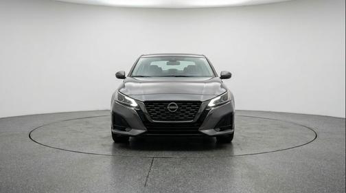 Gun Metallic 2025 Nissan Altima SV FWD
