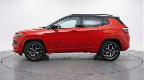 Red Hot Pearlcoat 2025 Jeep Compass Limited