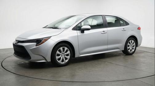 Classic Silver Metallic 2025 Toyota Corolla LE