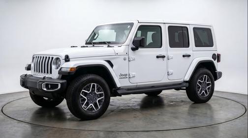 Bright White Clearcoat 2025 Jeep Wrangler 4-Door Sahara 4x4