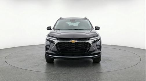 Mosaic Black Metallic 2025 Chevrolet Trax LT