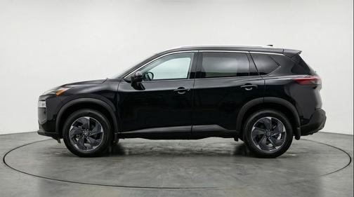 Super Black 2025 Nissan Rogue SV