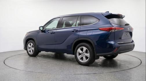 Blueprint 2025 Toyota Highlander LE
