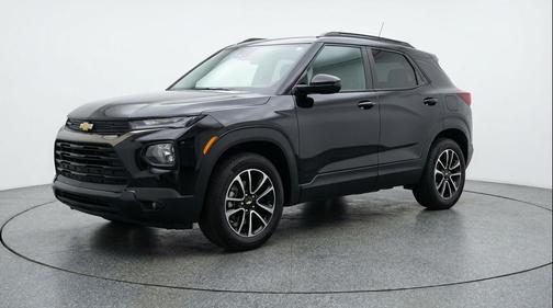 Mosaic Black Metallic 2025 Chevrolet Trailblazer LT