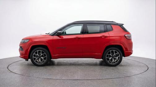 Red Hot Pearlcoat 2025 Jeep Compass Limited