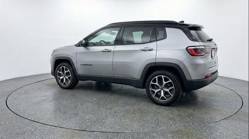 Silver Zynith Metallic Clearcoat 2025 Jeep Compass Limited