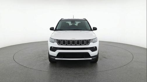 Bright White Clearcoat 2025 Jeep Compass Limited