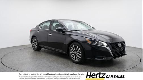Super Black 2025 Nissan Altima SV FWD