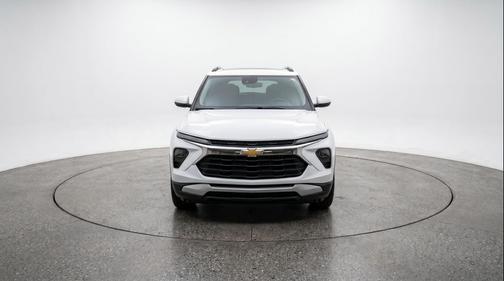 Summit White 2025 Chevrolet Trailblazer LT