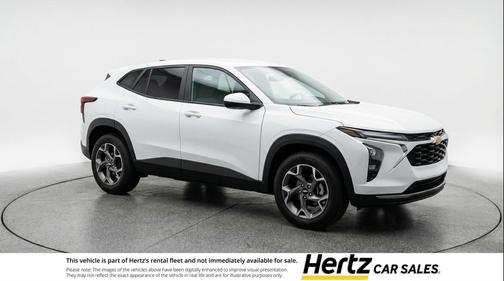 Summit White 2025 Chevrolet Trax LT