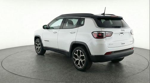 Bright White Clearcoat 2025 Jeep Compass Limited