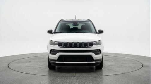 Bright White Clearcoat 2025 Jeep Compass Limited