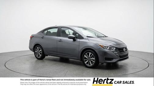 Gun Metallic 2025 Nissan Versa 1.6 SV