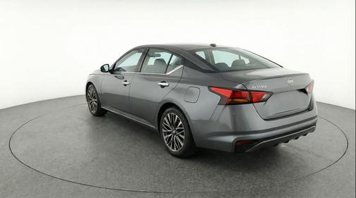 Gun Metallic 2025 Nissan Altima SV FWD