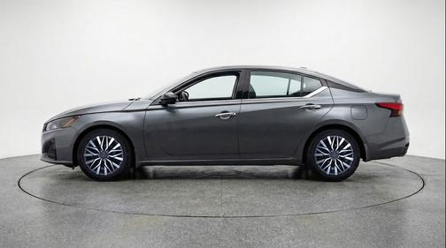 Gun Metallic 2025 Nissan Altima SV FWD