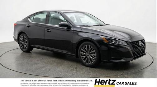Super Black 2025 Nissan Altima SV FWD