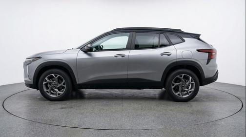 Sterling Gray Metallic 2025 Chevrolet Trax LT