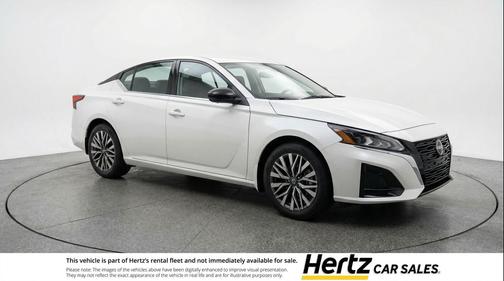Glacier White 2025 Nissan Altima SV FWD
