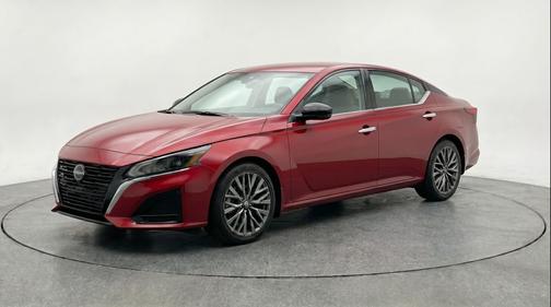 Scarlet Ember Tintcoat 2025 Nissan Altima SV FWD