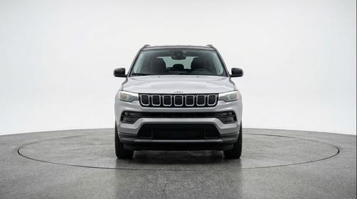 Silver Zynith Metallic Clearcoat 2025 Jeep Compass Limited