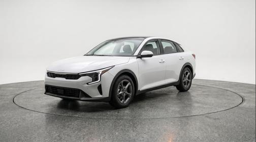 Snow White Pearl 2025 Kia K4 LXS