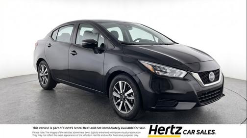 Super Black 2025 Nissan Versa 1.6 SV