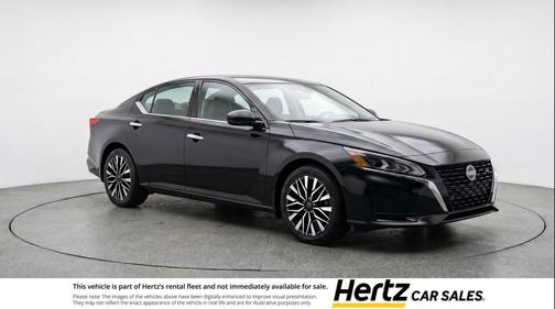 Super Black 2025 Nissan Altima SV FWD