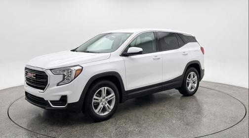 Summit White 2024 GMC Terrain SLE