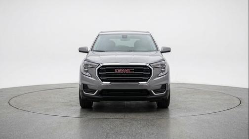 Sterling Gray Metallic 2024 GMC Terrain SLE