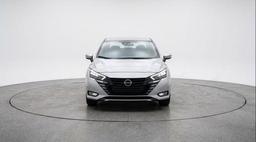 Brilliant Silver Metallic 2025 Nissan Versa 1.6 SV
