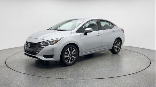 Brilliant Silver Metallic 2025 Nissan Versa 1.6 SV