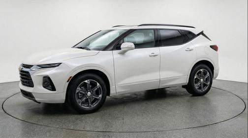 Summit White 2025 Chevrolet Blazer 2LT