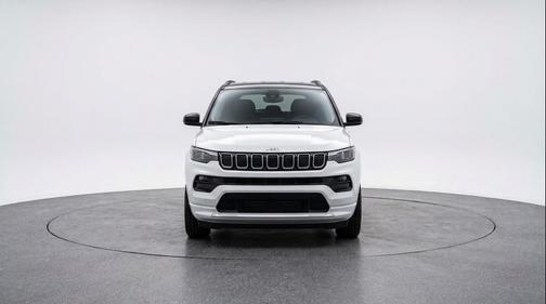 Bright White Clearcoat 2025 Jeep Compass Limited