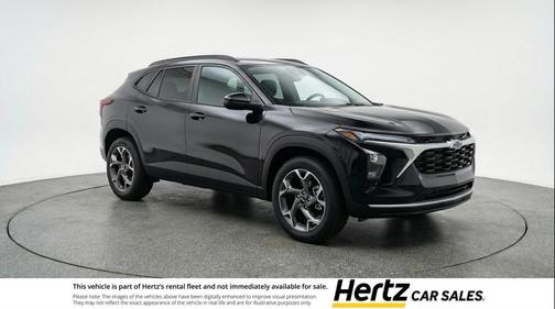 Mosaic Black Metallic 2025 Chevrolet Trax LT