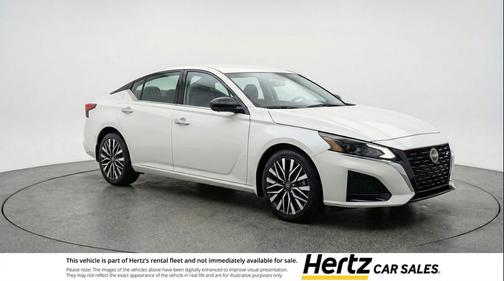 Glacier White 2025 Nissan Altima SV FWD