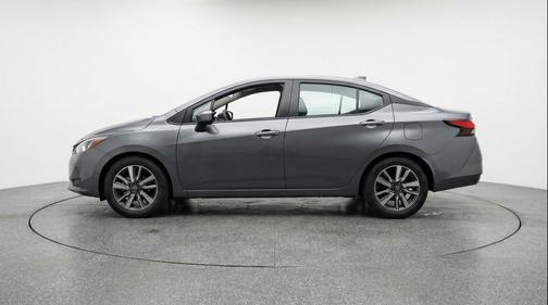 Gun Metallic 2025 Nissan Versa 1.6 SV