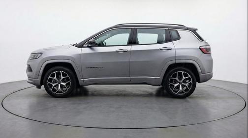 Silver Zynith Metallic Clearcoat 2025 Jeep Compass Limited