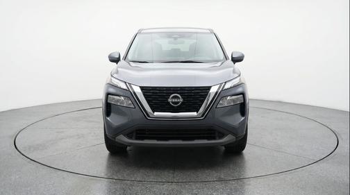 Gun Metallic 2025 Nissan Rogue SV