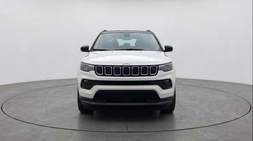 Bright White Clearcoat 2025 Jeep Compass Limited