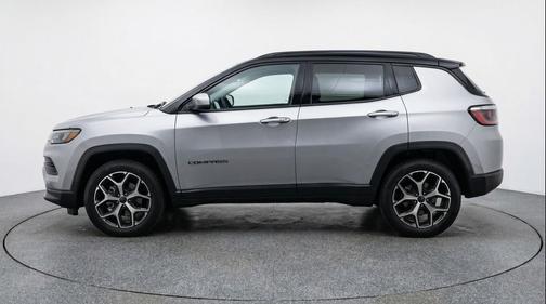 Silver Zynith Metallic Clearcoat 2025 Jeep Compass Limited