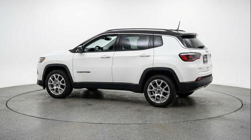 Bright White Clearcoat 2025 Jeep Compass Limited