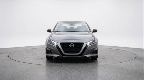 Gun Metallic 2025 Nissan Altima SV FWD